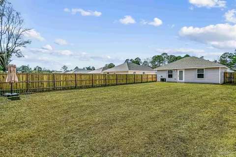 Exterior - 2536 Sutton Place Dr, Cantonment, FL 32533 photo 3 of 3