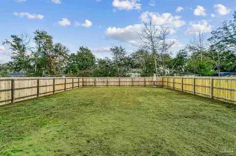 Exterior - 2536 Sutton Place Dr, Cantonment, FL 32533 photo 1 of 3