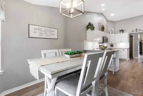 Dining - 2407 Pine Forest Rd, Cantonment, FL 32533 photo 3 of 7