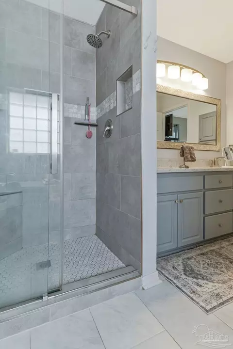 Bath - 2407 Pine Forest Rd, Cantonment, FL 32533 photo 3 of 4