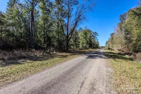 1 Hatfield Ln # A, Pace, FL 32571 photo 4