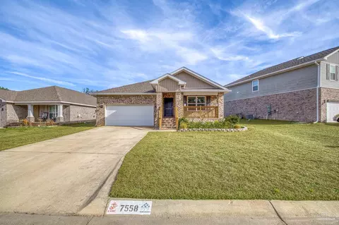7558 Oak Lake Blvd, Pensacola, FL 32526