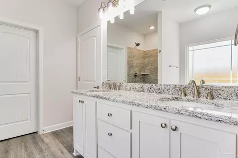 5469 Walker Rd, Milton, FL 32570 photo 4