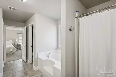 Entry Way - 6263 Browning St, Milton, FL 32570 photo 2 of 2