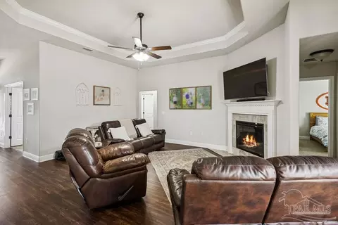 Living - 6263 Browning St, Milton, FL 32570 photo 1 of 1