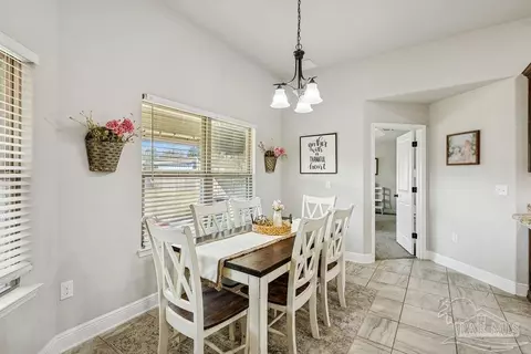 Dining - 6263 Browning St, Milton, FL 32570 photo 1 of 2