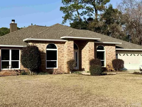 422 Williamsburg Dr, Gulf Breeze, FL 32561