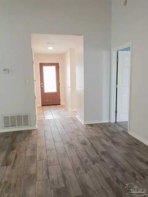 Entry Way - 4315 Bayou Ridge Dr, Pace, FL 32571 photo 2 of 2