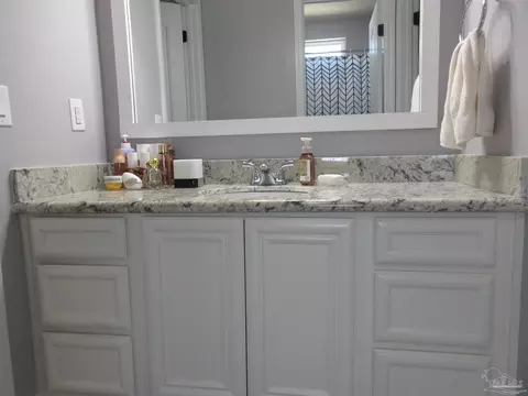 Bath - 5554 Mill Race Cir, Pace, FL 32571 photo 9 of 12
