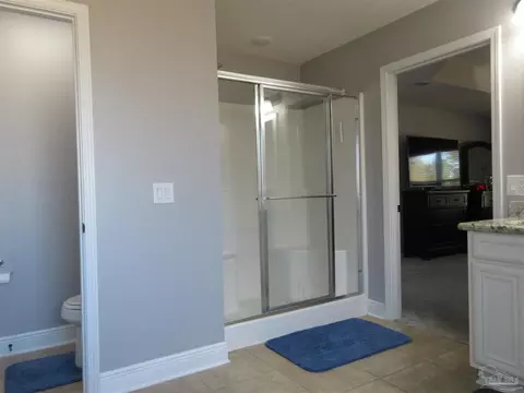 Bath - 5554 Mill Race Cir, Pace, FL 32571 photo 4 of 12