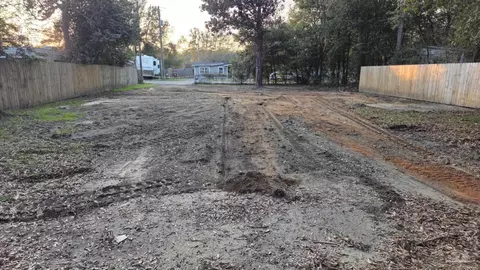 6410 Skyline Dr, Milton, FL 32570 photo 3
