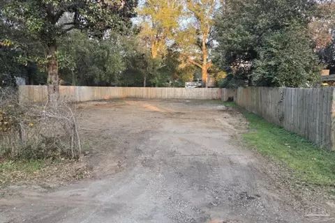 6410 Skyline Dr, Milton, FL 32570 photo 2