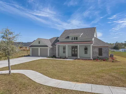 5736 Highland Lake Dr, Milton, FL 32583