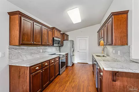 Kitchen - 4728 Burgess Blvd, Pace, FL 32571 photo 5 of 5
