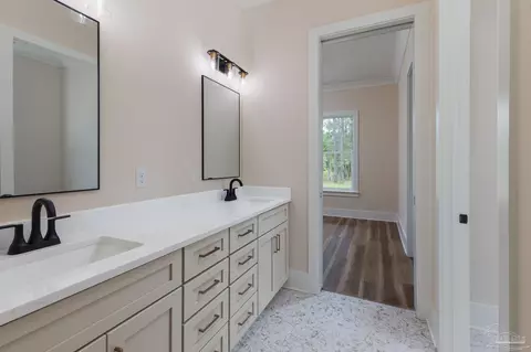 Bath - 3571 Maple Branch Ln, Jay, FL 32565 photo 2 of 8