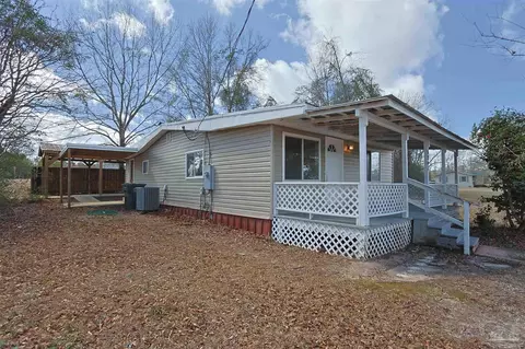 6941 Camp Henderson Rd, Jay, FL 32565