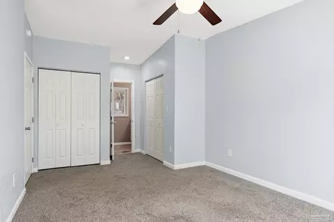Bedroom - 6473 Lakeshore Dr, Milton, FL 32570 photo 1 of 6