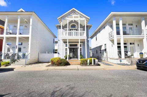 554 Santos St, Pensacola, FL 32502