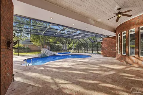 Exterior - 3107 Cobblestone Dr, Pace, FL 32571 photo 2 of 3