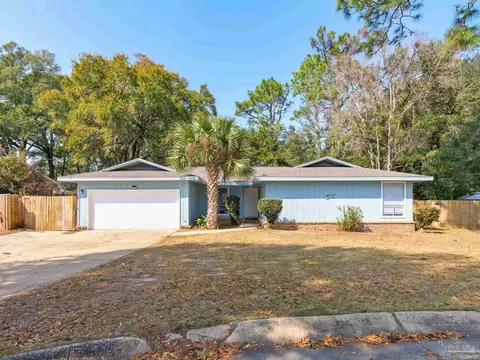 5731 Langley Ct, Pensacola, FL 32504