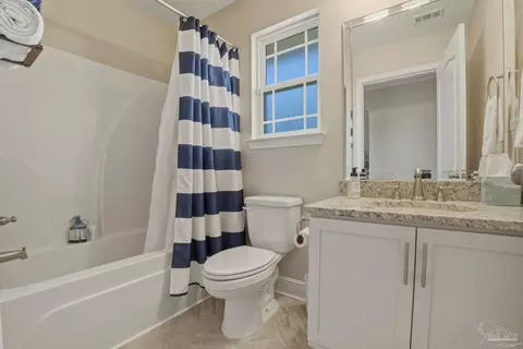 Bath - 5514 Dunridge Dr, Pace, FL 32571 photo 2 of 6