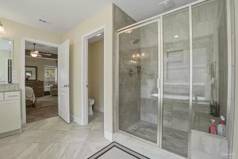 Bath - 5514 Dunridge Dr, Pace, FL 32571 photo 5 of 6
