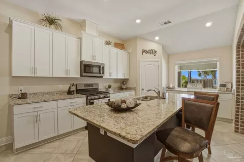 Kitchen - 5514 Dunridge Dr, Pace, FL 32571 photo 2 of 4