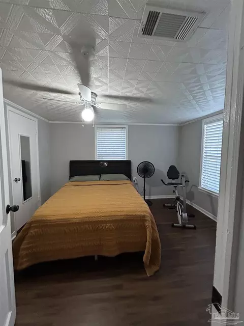 Bedroom - 3770 Hwy 182, Jay, FL 32565 photo 2 of 2