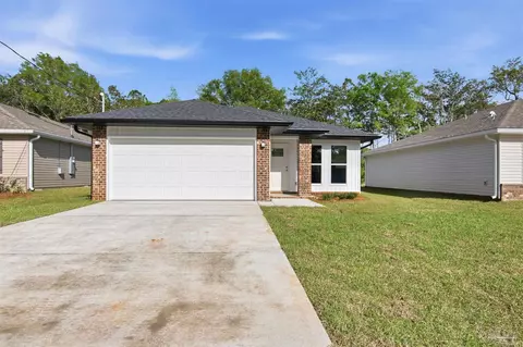 4002 Lancer St, Pace, FL 32571