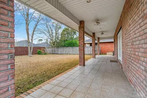 Exterior - 2543 Pine Forest Rd, Cantonment, FL 32533 photo 5 of 8