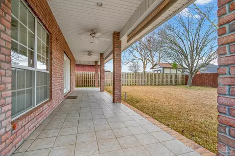 Exterior - 2543 Pine Forest Rd, Cantonment, FL 32533 photo 6 of 8