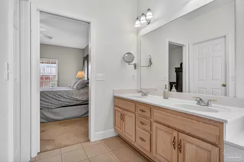 Bath - 2543 Pine Forest Rd, Cantonment, FL 32533 photo 9 of 9
