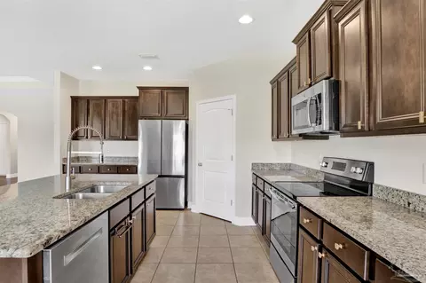 Kitchen - 4738 Felicity Ln, Pace, FL 32571 photo 4 of 5