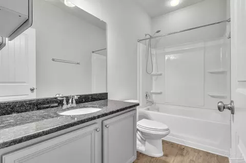 Bath - 5865 W Cambridge Way, Pace, FL 32571 photo 4 of 4