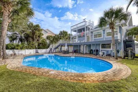 5 Sugar Bowl Ln, Pensacola Beach, FL 32561