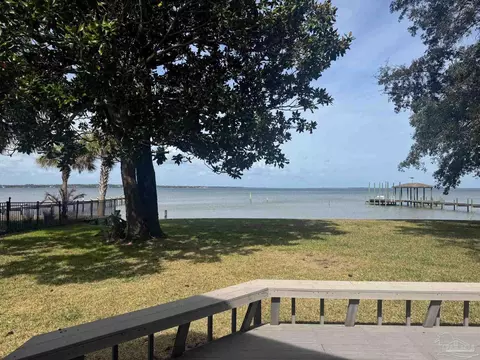 16298 N Shore Dr, Pensacola, FL 32507