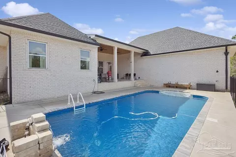 Exterior - 11278 Old Pine Loop Rd, Jay, FL 32565 photo 1 of 8