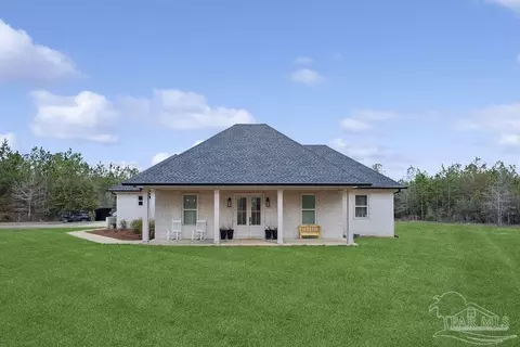 Exterior - 11278 Old Pine Loop Rd, Jay, FL 32565 photo 7 of 8