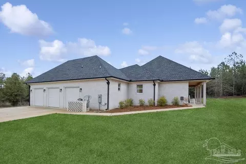 Exterior - 11278 Old Pine Loop Rd, Jay, FL 32565 photo 6 of 8