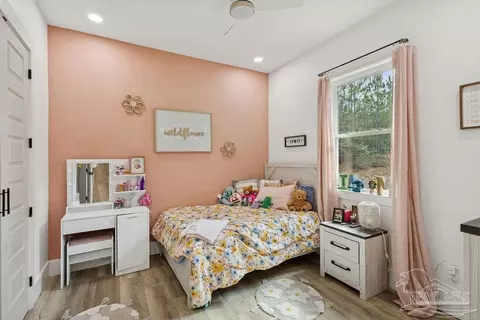 Bedroom - 11278 Old Pine Loop Rd, Jay, FL 32565 photo 5 of 5