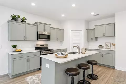 Kitchen - 2769 Avalon St, Cantonment, FL 32533 photo 1 of 1