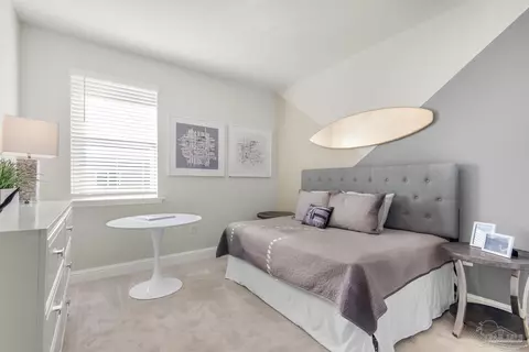 Bedroom - 5017 Sanborn Dr, Milton, FL 32570 photo 4 of 9