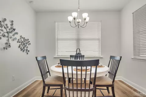 Dining - 5017 Sanborn Dr, Milton, FL 32570 photo 5 of 6