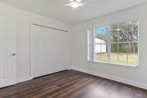 Bedroom - 902 Heathrow Dr, Cantonment, FL 32533 photo 6 of 7