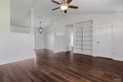 Living - 902 Heathrow Dr, Cantonment, FL 32533 photo 3 of 9