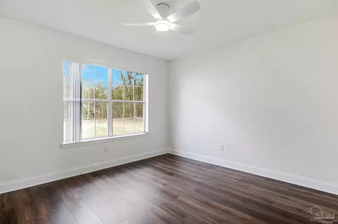 Bedroom - 902 Heathrow Dr, Cantonment, FL 32533 photo 7 of 7