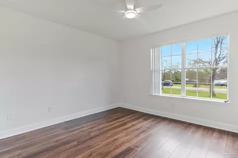 Bedroom - 902 Heathrow Dr, Cantonment, FL 32533 photo 2 of 7