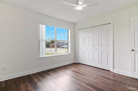 Bedroom - 902 Heathrow Dr, Cantonment, FL 32533 photo 4 of 7