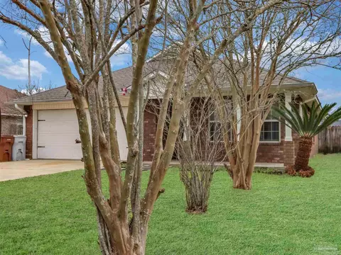 5081 Covington Dr, Pace, FL 32571 photo 4