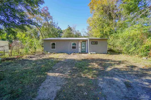 8 Union Ct, Pensacola, FL 32506